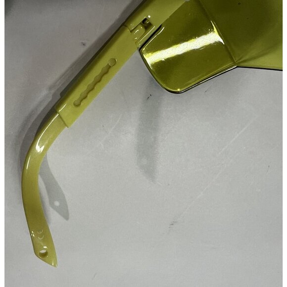 Nopeet Da Grand Hustler Sunglasses in Green Yellow main image 5